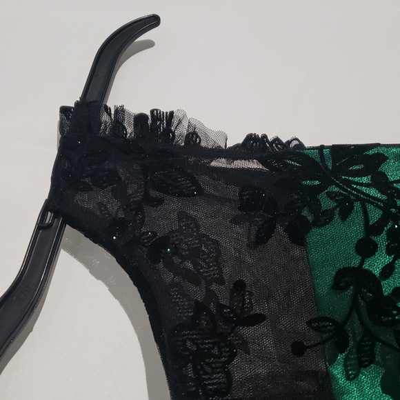 Girl' Elegant Green and Black Holiday Party Dress Size 10 Tulle Petticoat - Picture 7 of 16